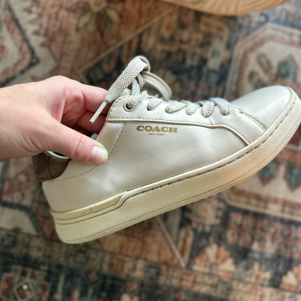 Coach Clip Women's Low Top sneaker size 5